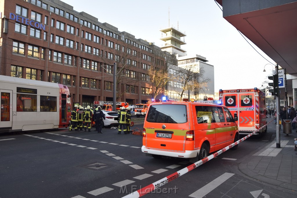 VU PKW Strab Koeln Mitte Pipinenstr Hohestr P002.JPG - Miklos Laubert